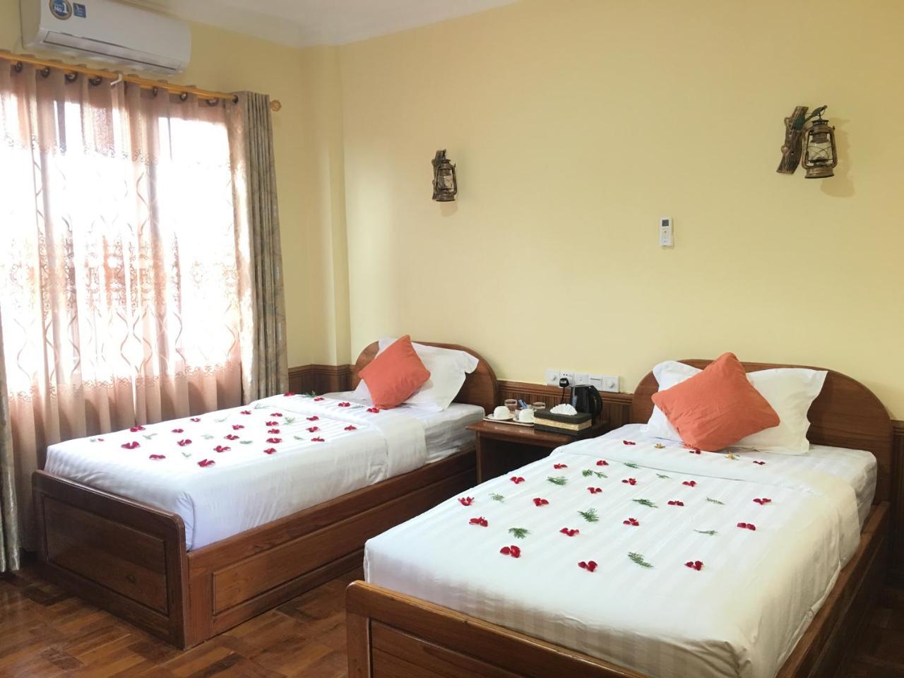 Mother'S Home Hotel Nyaung Shwe Exterior foto