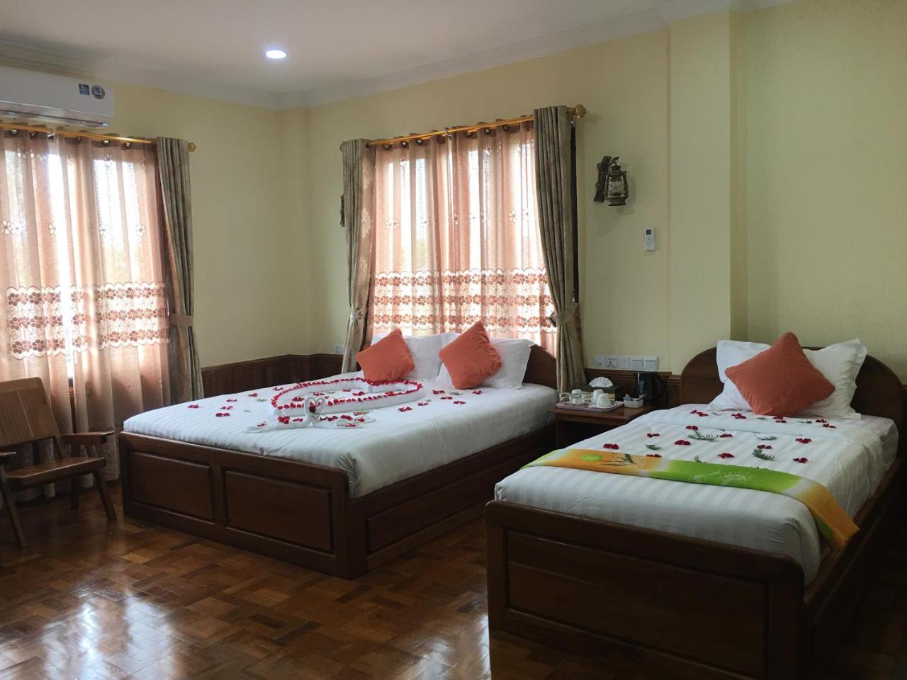 Mother'S Home Hotel Nyaung Shwe Exterior foto